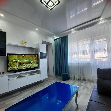Apartment Desi With Sea View On The Beach In Batumi Eksteriør bilde
