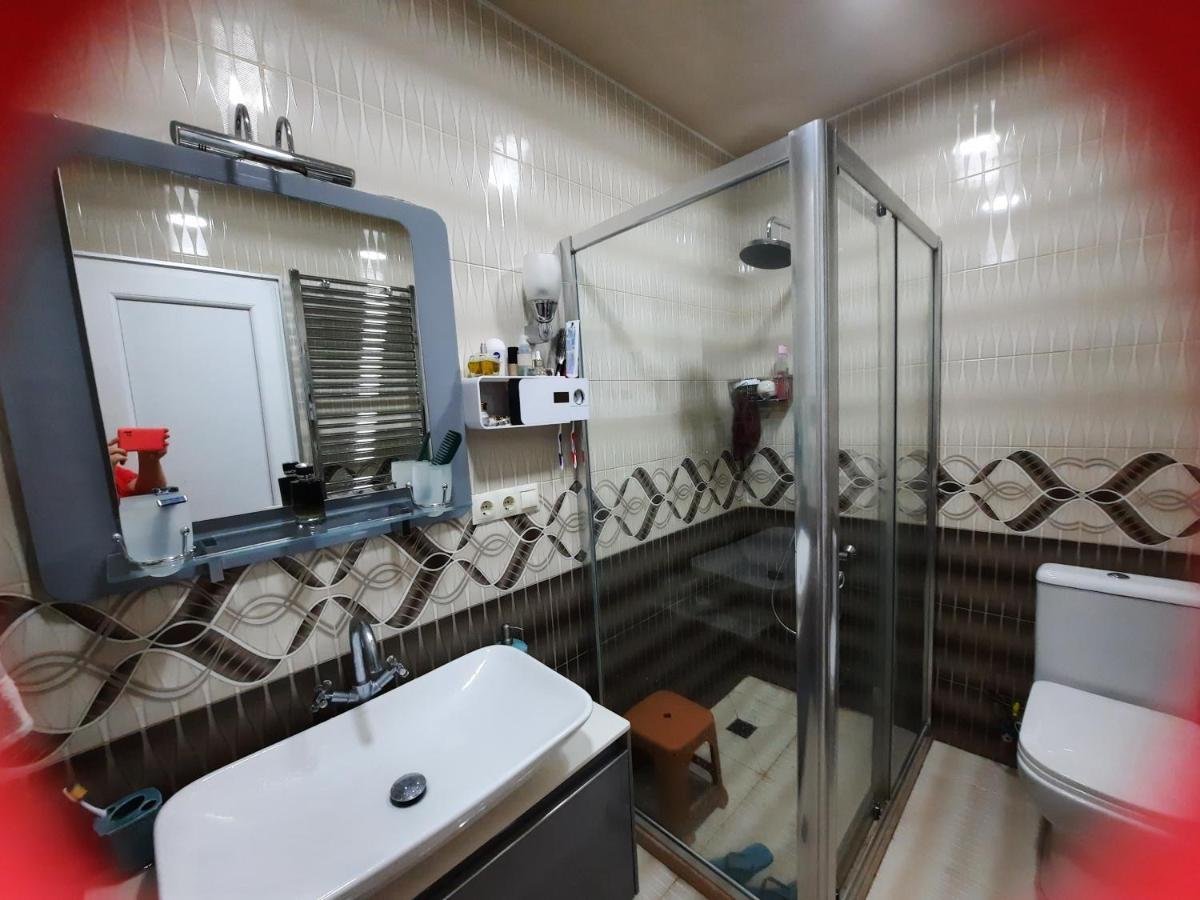 Apartment Desi With Sea View On The Beach In Batumi Eksteriør bilde