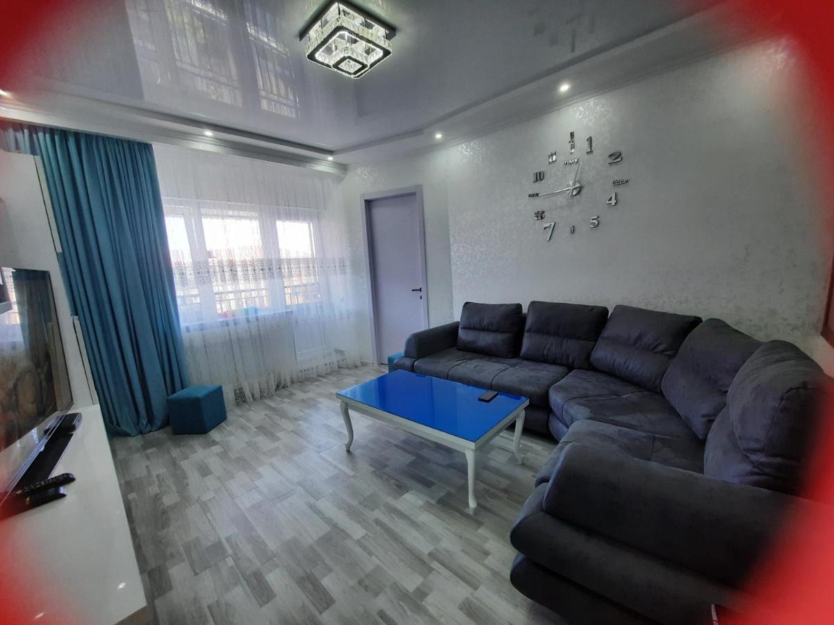 Apartment Desi With Sea View On The Beach In Batumi Eksteriør bilde