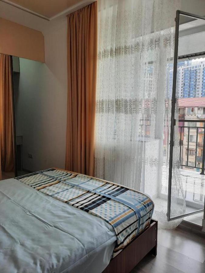 Apartment Desi With Sea View On The Beach In Batumi Eksteriør bilde