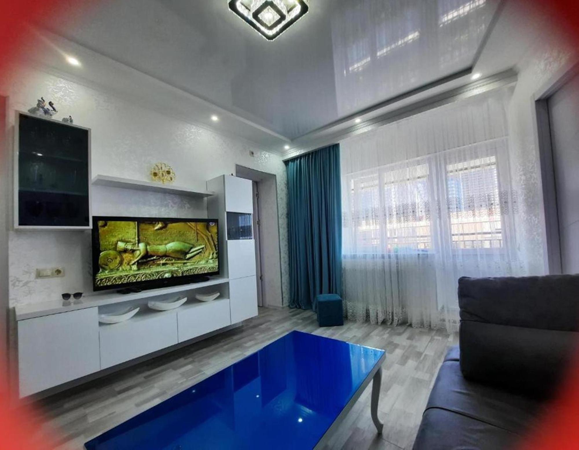 Apartment Desi With Sea View On The Beach In Batumi Eksteriør bilde